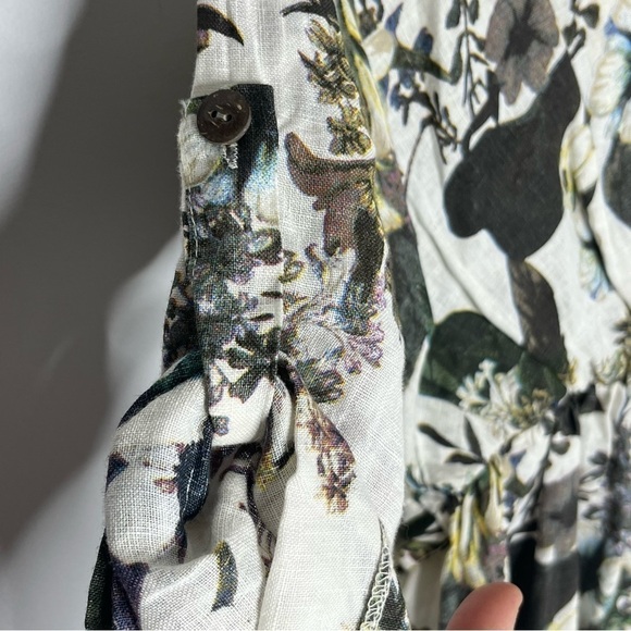 Giulia Dal Piano Size Medium NEW Linen Floral Surplice Blouse Roll Tab Belted - Picture 4 of 9